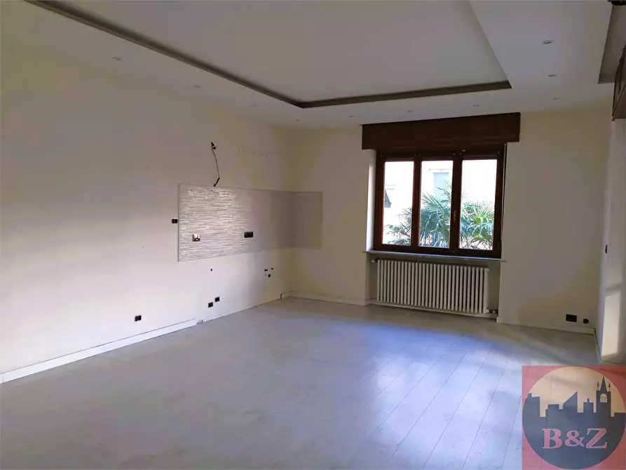 Immagine 40 di Quadrilocale in vendita  in Viale XXV aprile 10 a Rosta