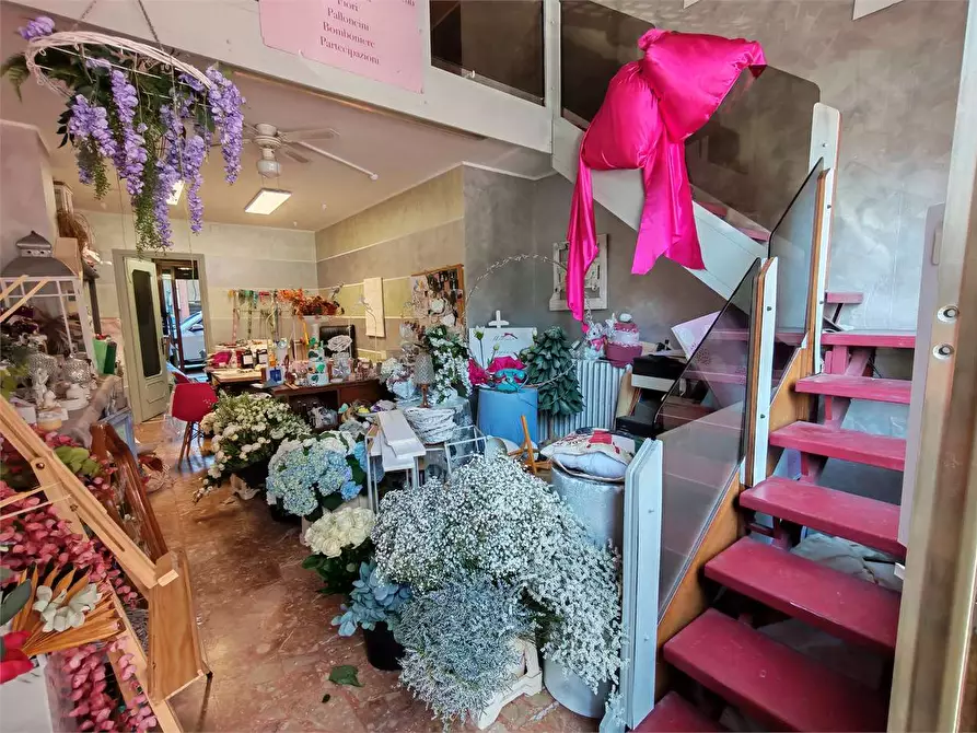 Immagine 21 di Negozio in affitto  in Via Po 12 a Rivoli