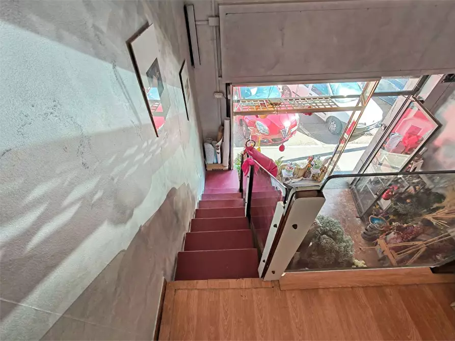 Immagine 26 di Negozio in affitto  in Via Po 12 a Rivoli