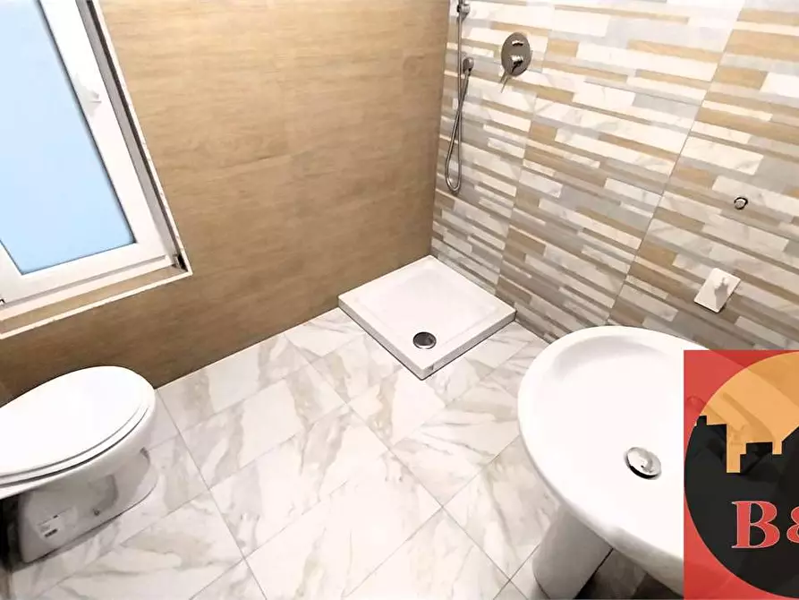 Immagine 9 di Negozio in affitto  in Corso Francia 143 a Collegno