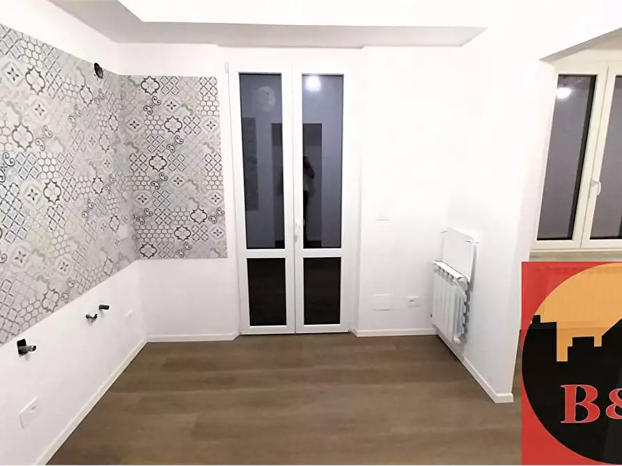 Immagine 5 di Negozio in affitto  in Corso Francia 143 a Collegno