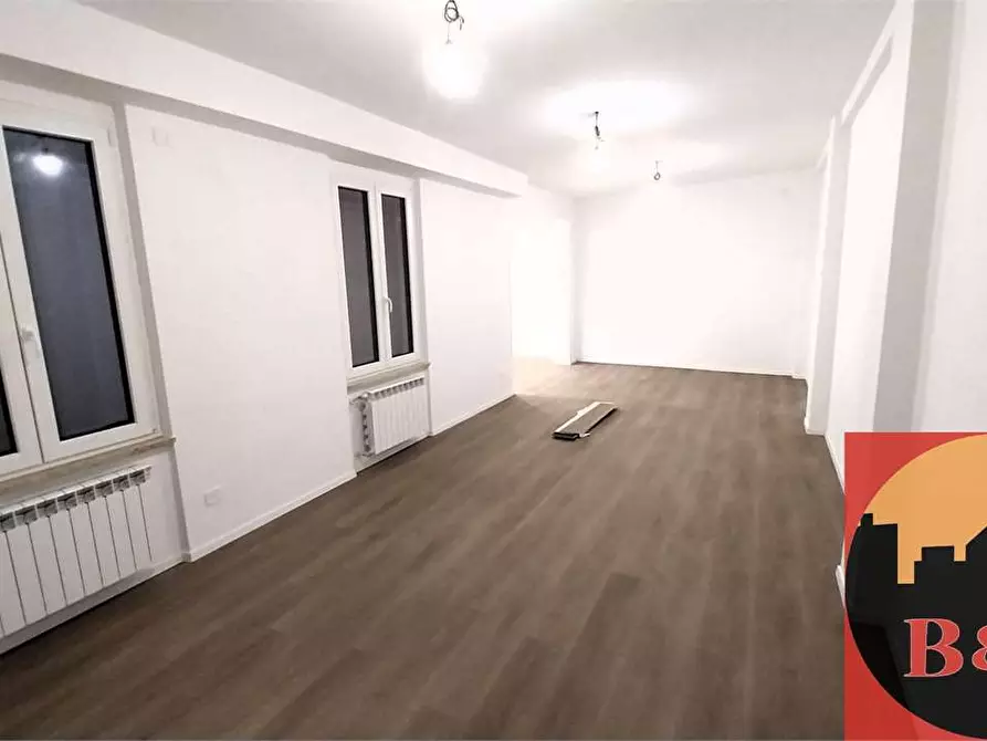 Immagine 7 di Negozio in affitto  in Corso Francia 143 a Collegno