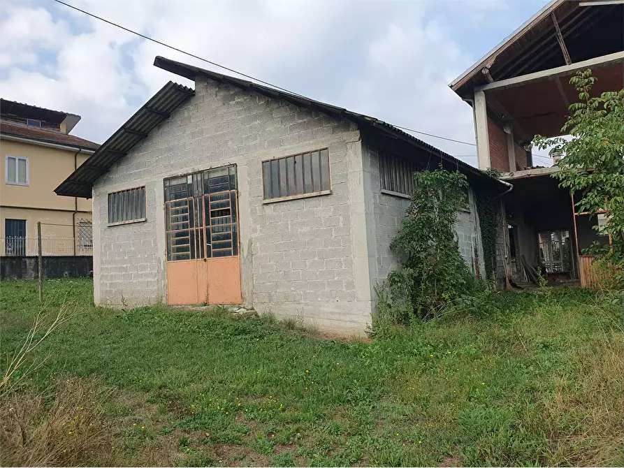 Immagine 2 di Magazzino in vendita  in Via Sant'Agostino 2 a Avigliana