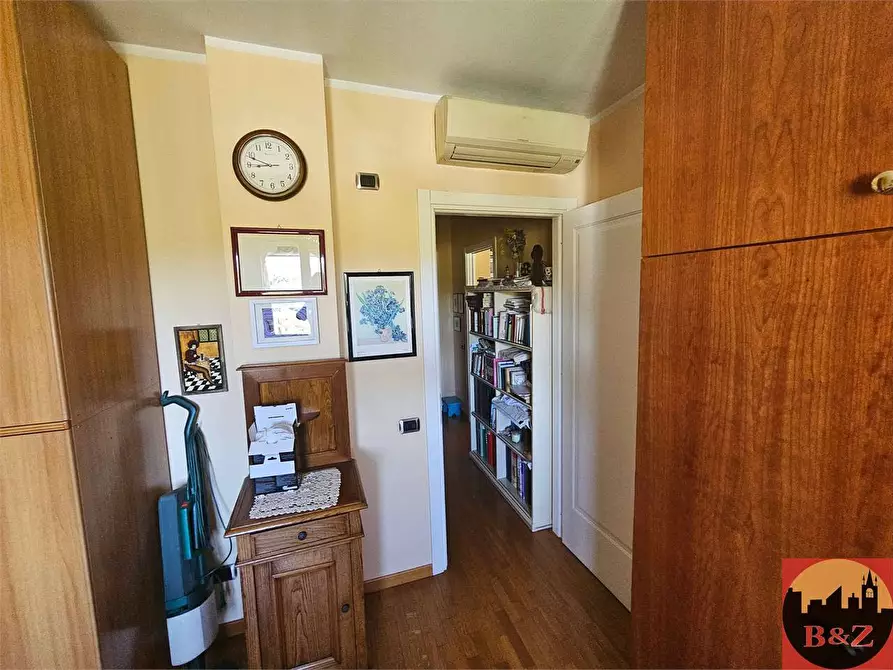 Immagine 11 di Quadrilocale in vendita  in Corso Umbria 48 a Torino