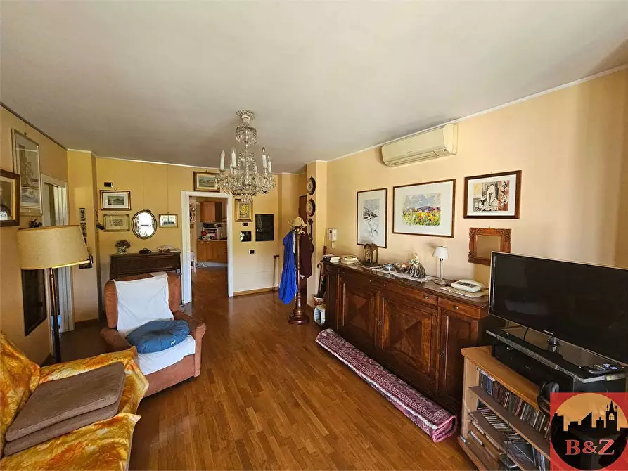 Immagine 4 di Quadrilocale in vendita  in Corso Umbria 48 a Torino