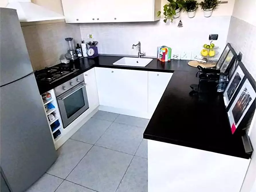 Immagine 21 di Trilocale in vendita  in Via Monte Grappa 2 a Rivoli