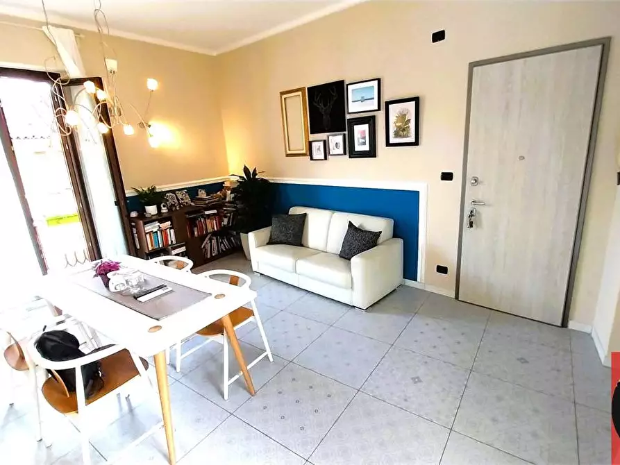 Immagine 13 di Trilocale in vendita  in Via Monte Grappa 2 a Rivoli