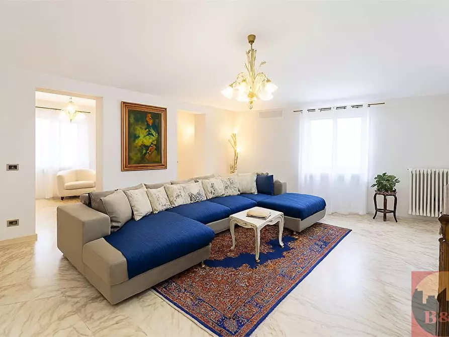 Immagine 22 di Villa in vendita  in Regione Carlevè 36 a Villarbasse