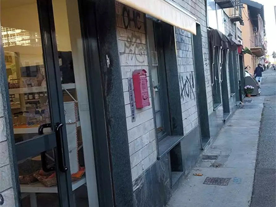 Immagine 9 di Negozio in affitto  in Corso Francia 306 a Collegno