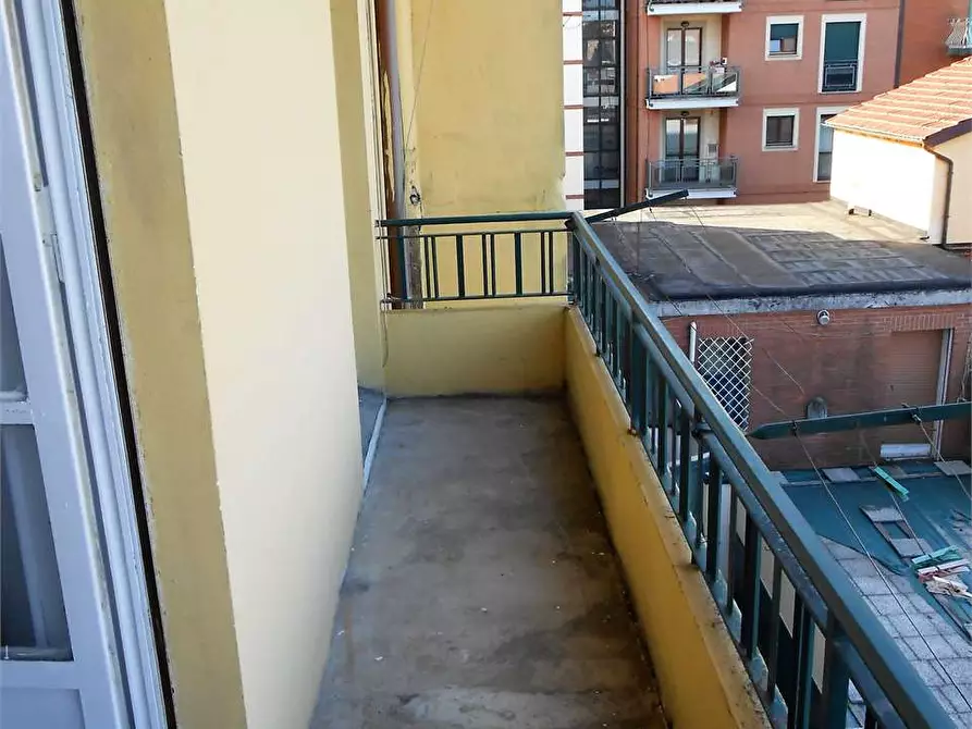 Immagine 5 di Bilocale in affitto  in via Leumann 21 a Rivoli