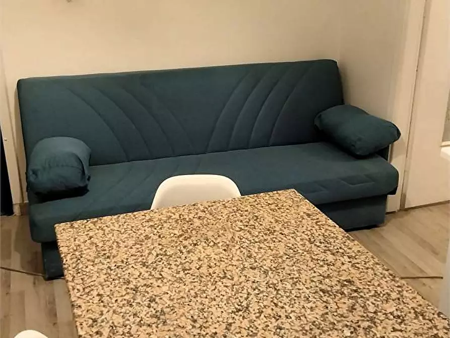 Immagine 13 di Bilocale in affitto  in via Leumann 21 a Rivoli