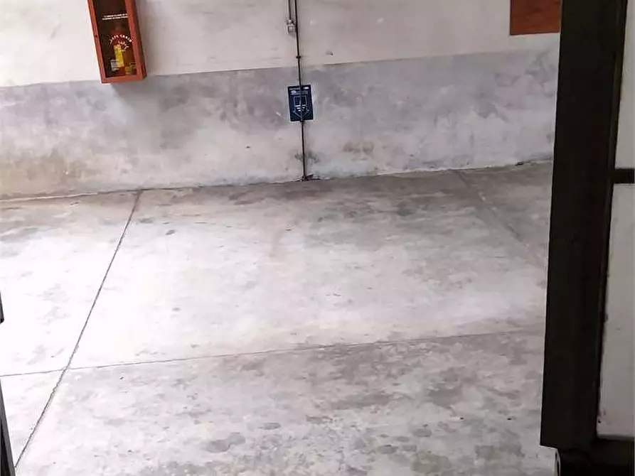 Immagine 6 di Garage in vendita  in Via Nizza a Rivoli