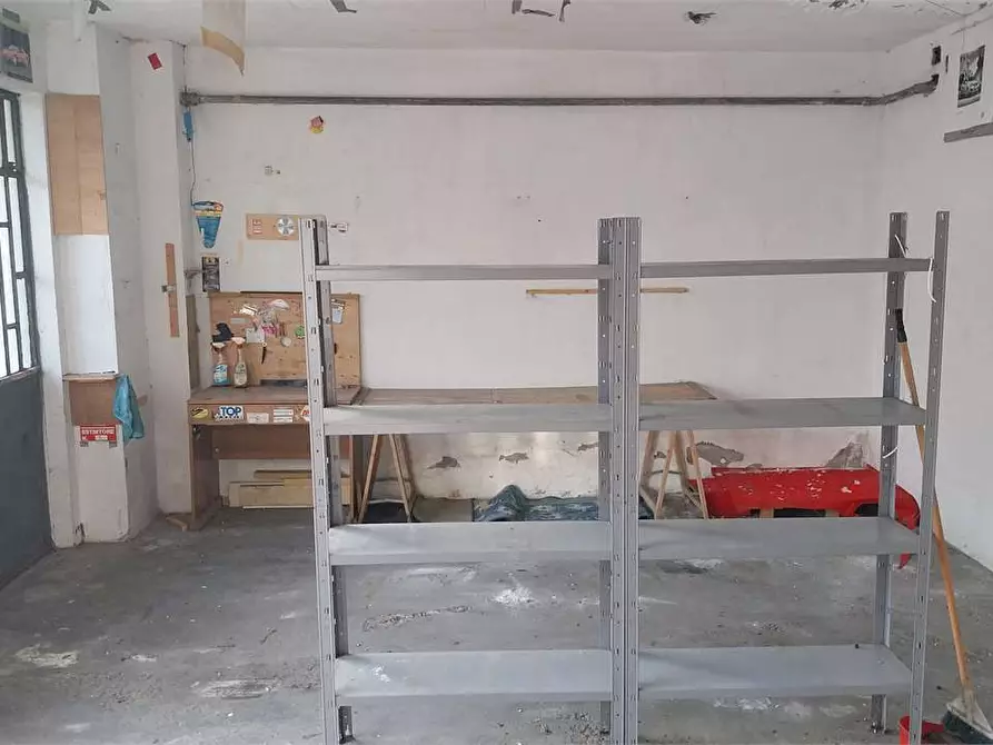 Immagine 8 di Garage in vendita  in Via Marsala 15 a Collegno
