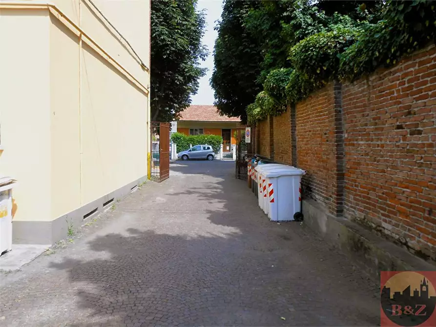 Immagine 29 di Negozio in vendita  in Viale Vittoria  36/a a Alpignano