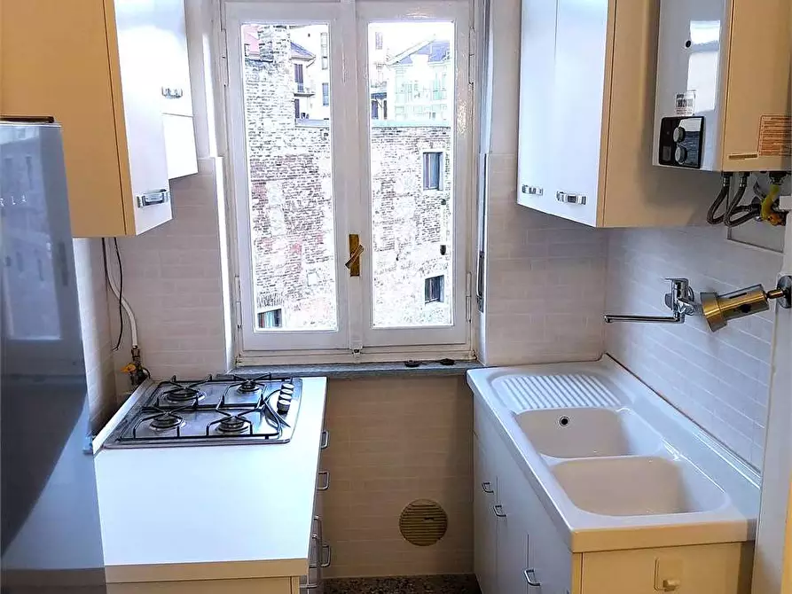 Immagine 8 di Quadrilocale in vendita  in Corso Principe Eugenio a Torino