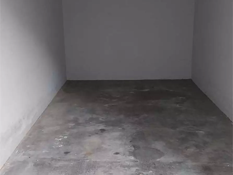 Immagine 3 di Garage in affitto  a Rivoli