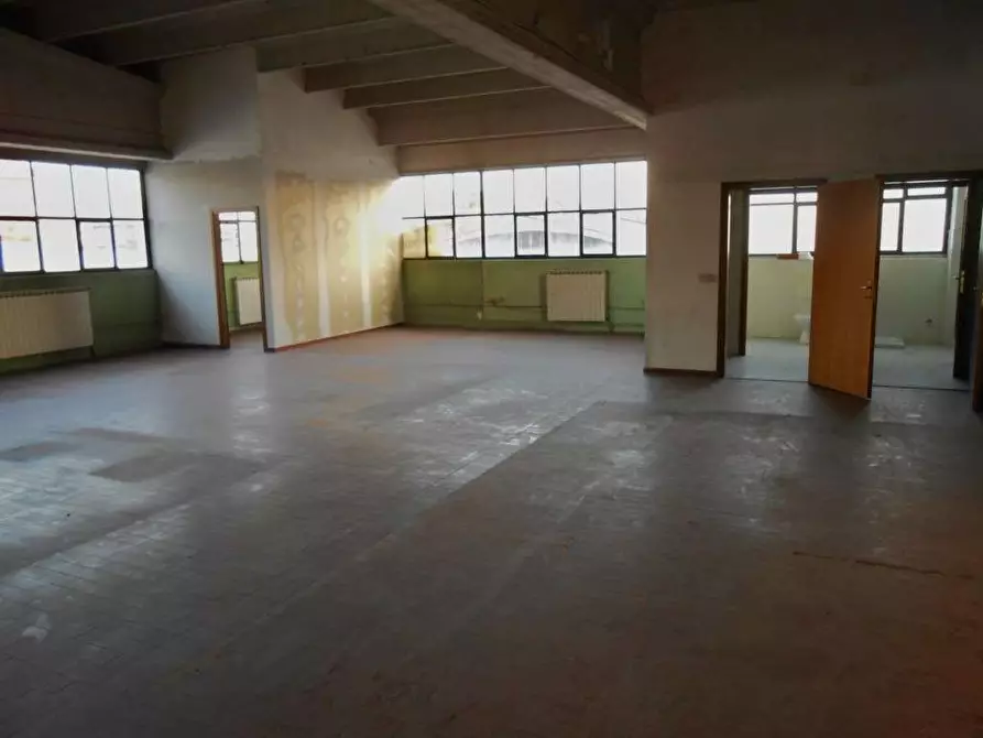 Immagine 4 di Laboratorio in affitto  in Via Collegno  45 bis a Pianezza