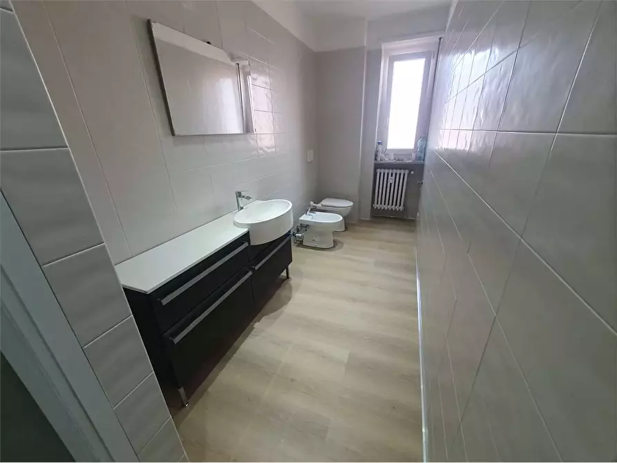 Immagine 8 di Trilocale in vendita  in Via Nizza 10 a Rivoli