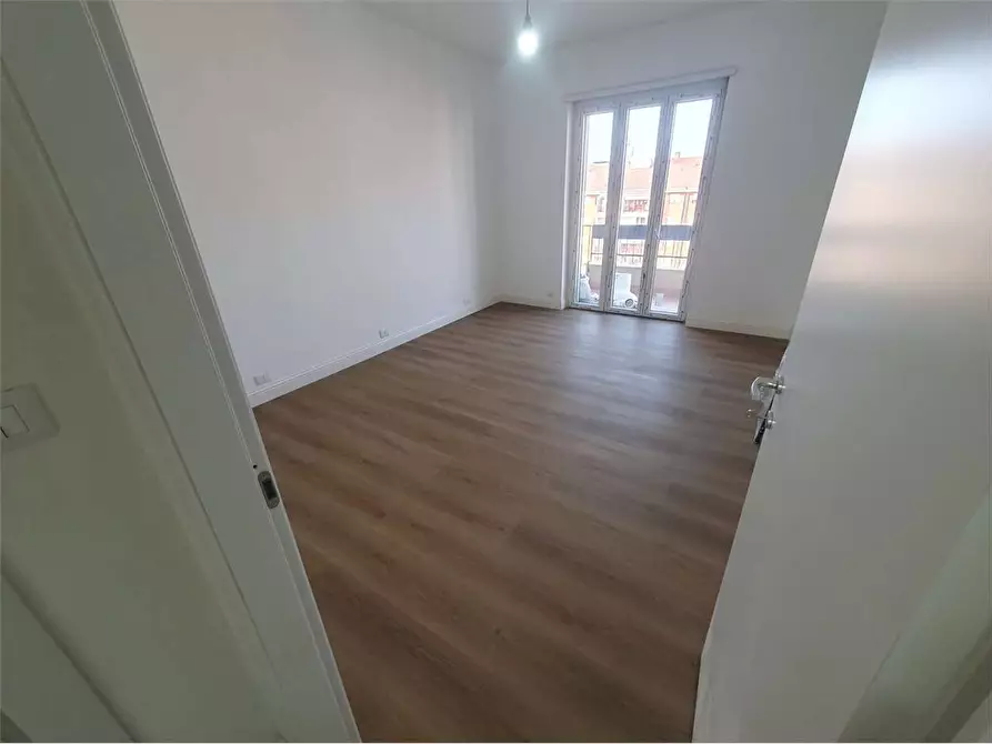 Immagine 7 di Trilocale in vendita  in Via Nizza 10 a Rivoli