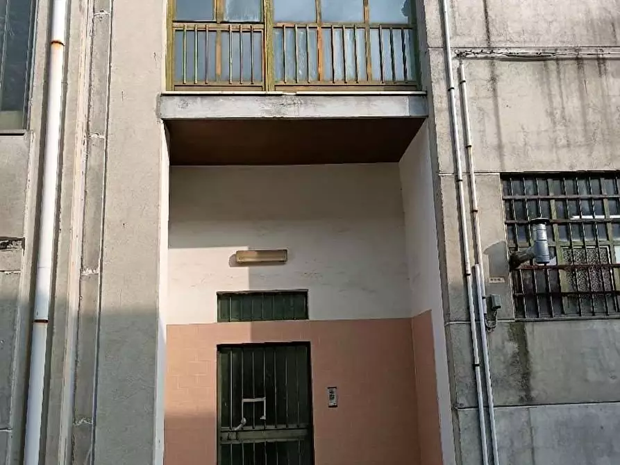 Immagine 30 di Laboratorio in affitto  in Via Collegno  45 bis a Pianezza