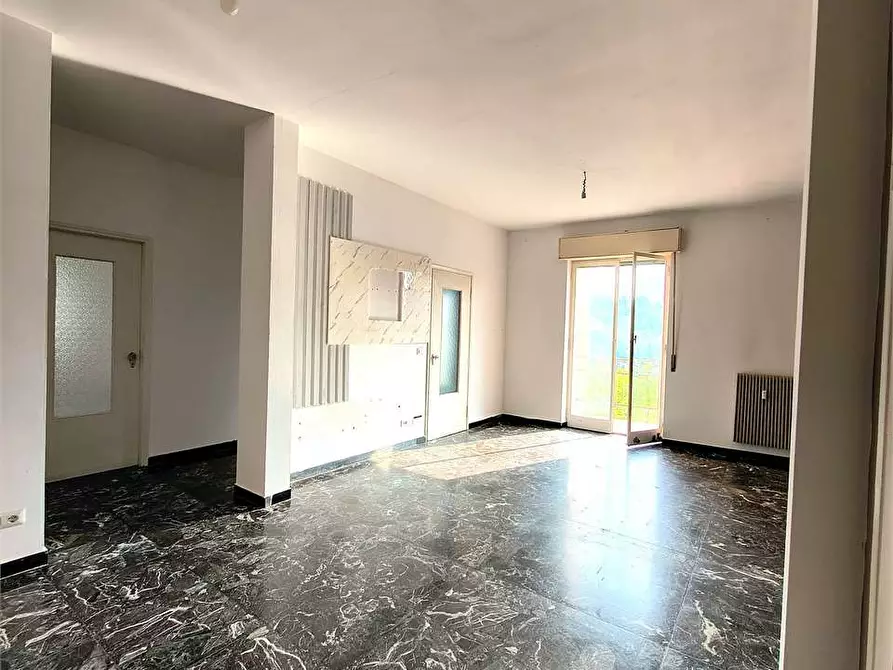 Immagine 5 di Trilocale in vendita  in Via Aresca 10 a Mombercelli