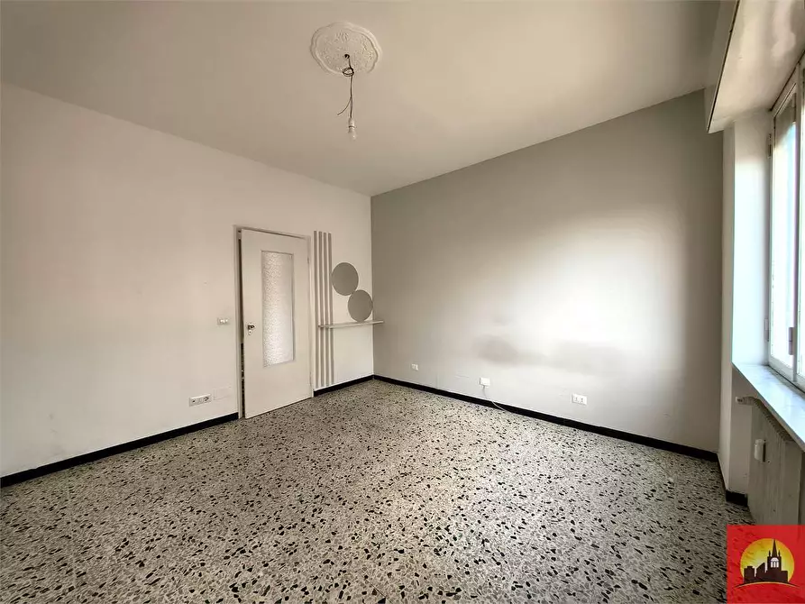 Immagine 9 di Trilocale in vendita  in Via Aresca 10 a Mombercelli