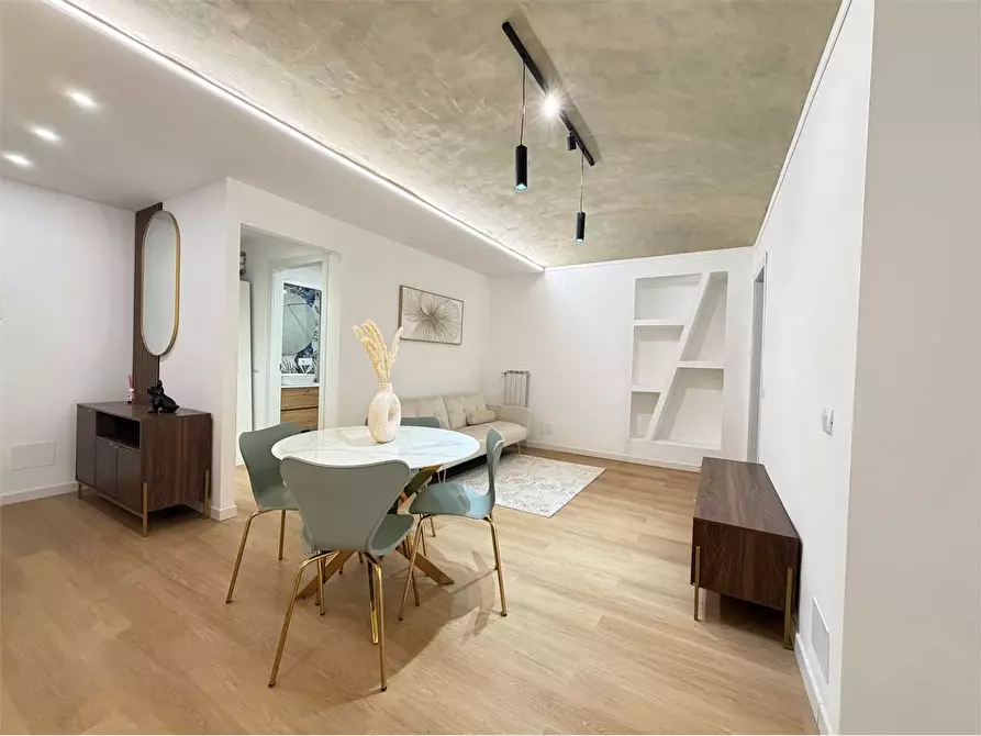 Immagine 7 di Appartamento in vendita  in Via Gioberti 68 a Torino