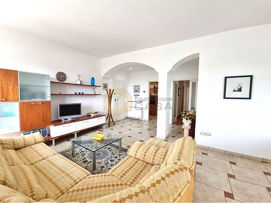 Immagine 1 di Quadrilocale in vendita  in Alfredo Belluomini 20 a Viareggio