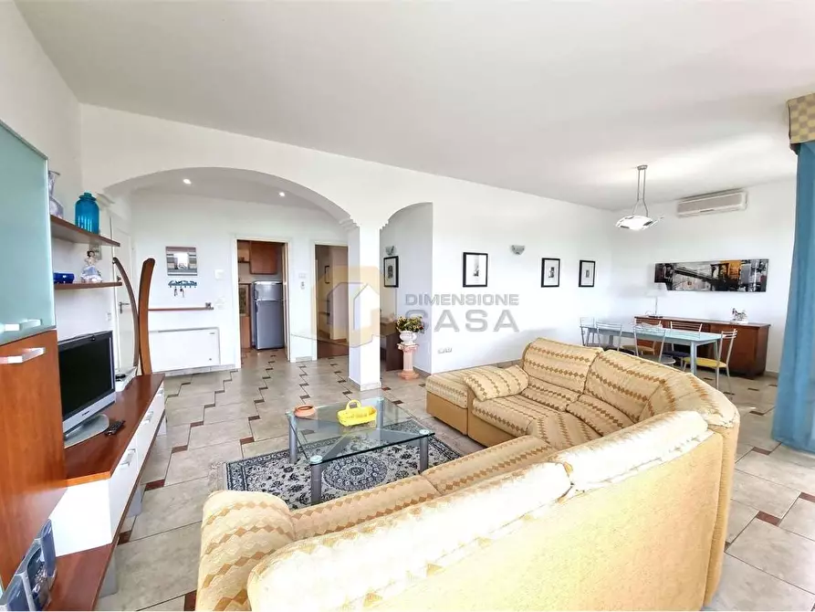 Immagine 4 di Quadrilocale in vendita  in Alfredo Belluomini 20 a Viareggio