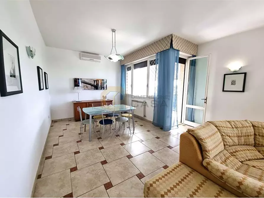 Immagine 8 di Quadrilocale in vendita  in Alfredo Belluomini 20 a Viareggio