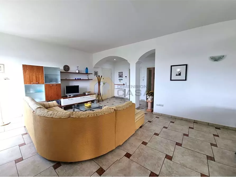 Immagine 13 di Quadrilocale in vendita  in Alfredo Belluomini 20 a Viareggio