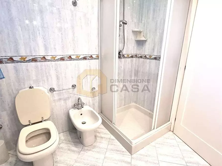 Immagine 34 di Quadrilocale in vendita  in Alfredo Belluomini 20 a Viareggio