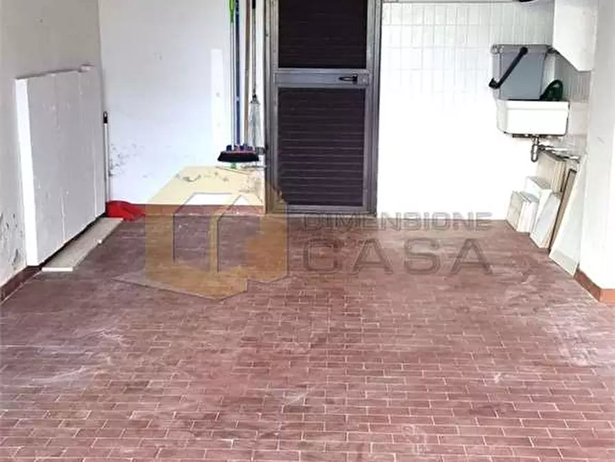 Immagine 40 di Quadrilocale in vendita  in Alfredo Belluomini 20 a Viareggio