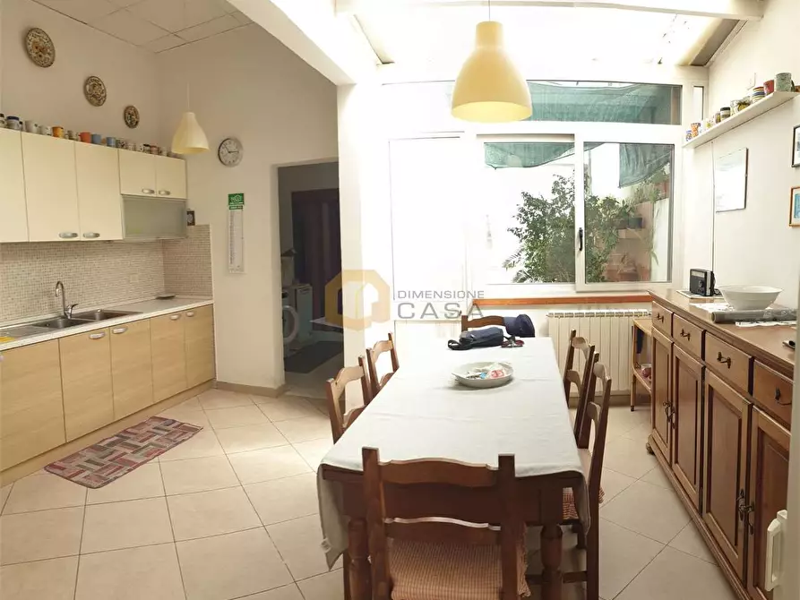 Immagine 3 di Villetta a schiera in vendita  in virgilio a Viareggio