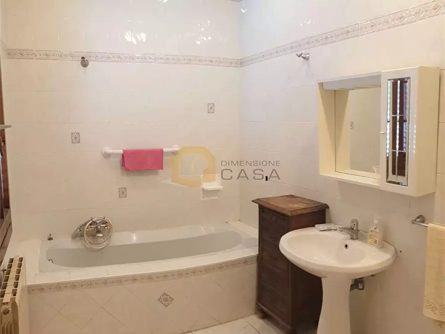 Immagine 34 di Villetta a schiera in vendita  in virgilio a Viareggio