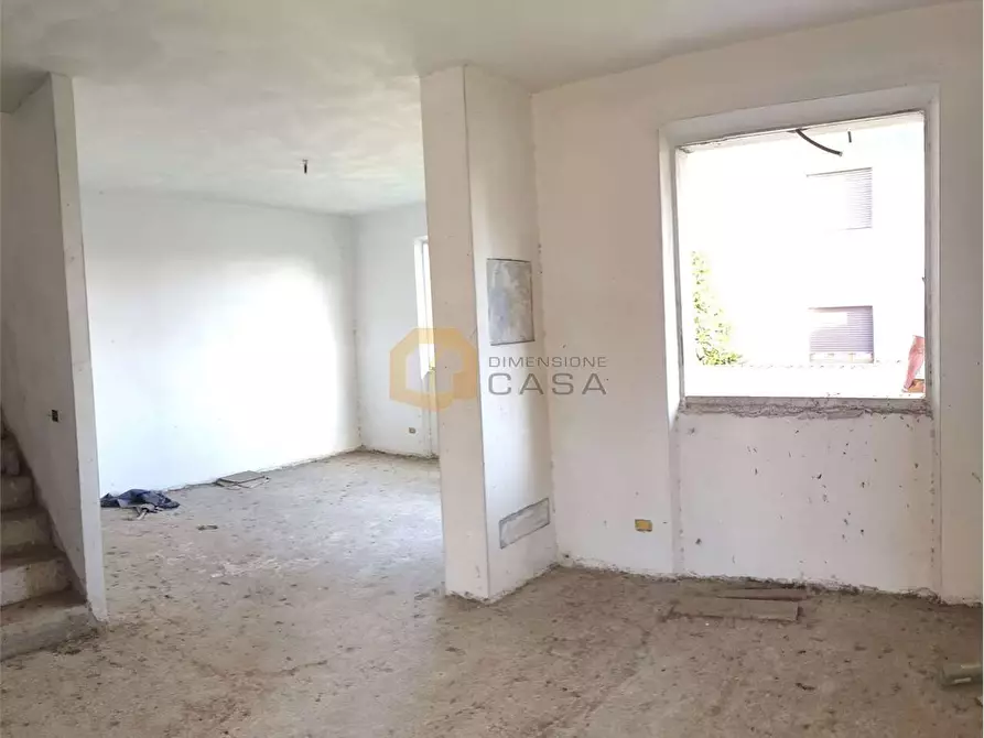 Immagine 6 di Porzione di casa in vendita  in SP1 4990 a Camaiore