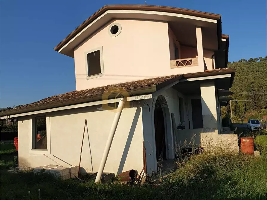 Immagine 7 di Porzione di casa in vendita  in SP1 4990 a Camaiore