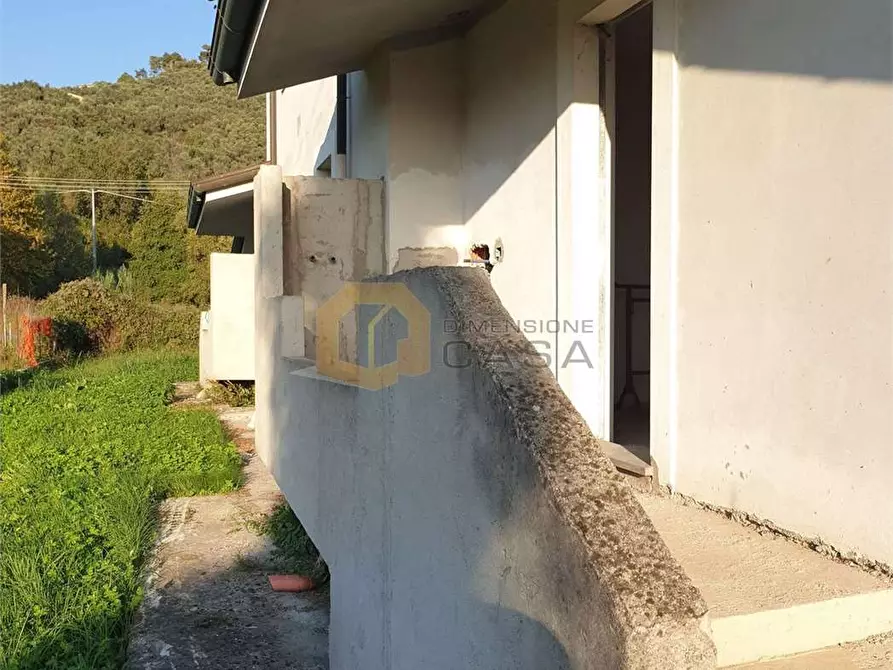 Immagine 9 di Porzione di casa in vendita  in SP1 4990 a Camaiore