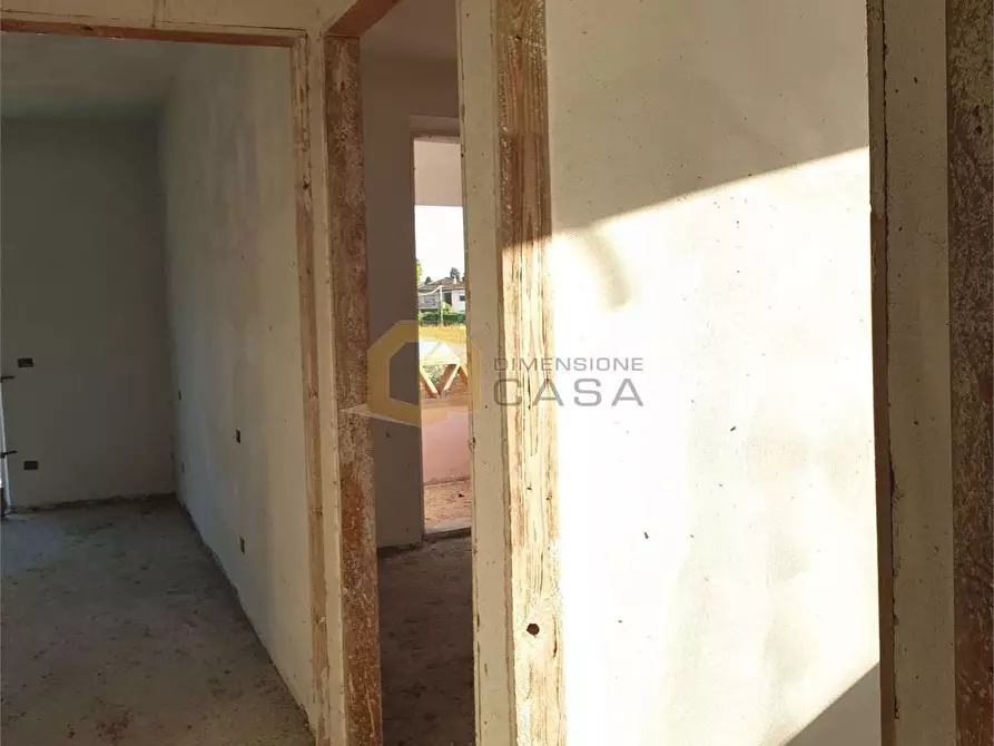 Immagine 13 di Porzione di casa in vendita  in SP1 4990 a Camaiore