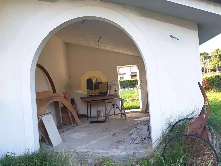 Immagine 26 di Porzione di casa in vendita  in SP1 4990 a Camaiore