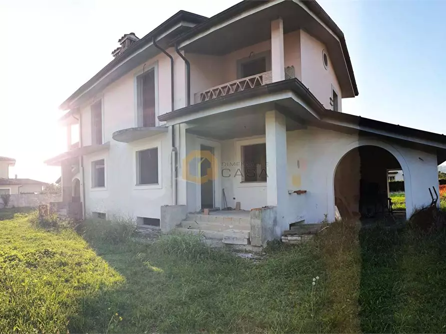 Immagine 27 di Porzione di casa in vendita  in SP1 4990 a Camaiore