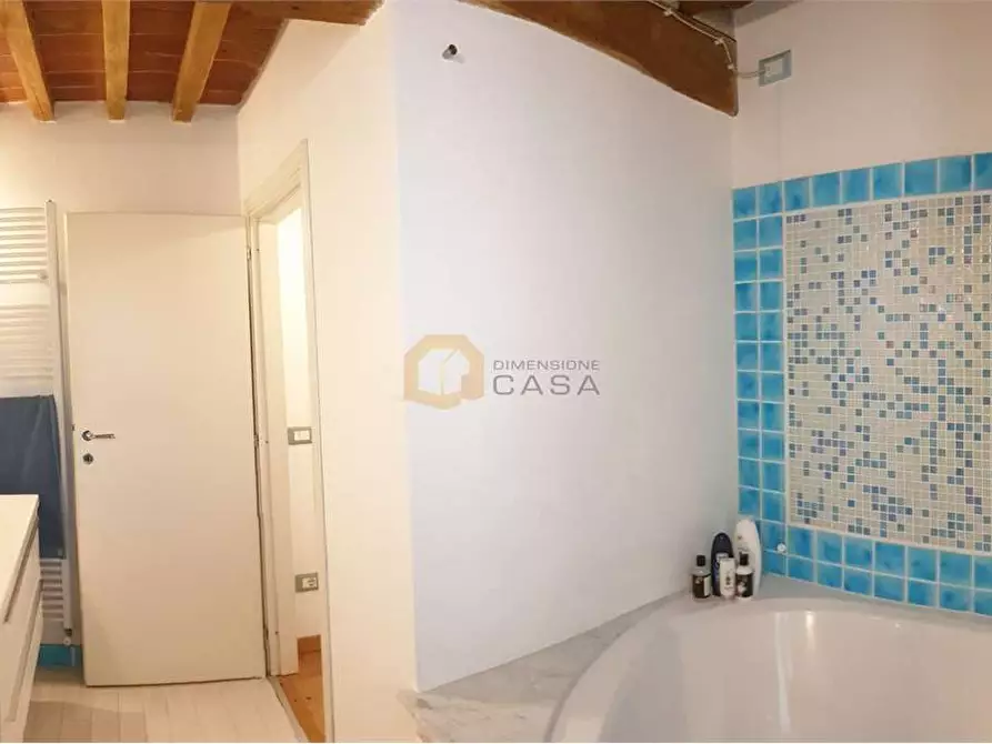 Immagine 22 di Casa indipendente in vendita  in San Francesco 47 a Camaiore