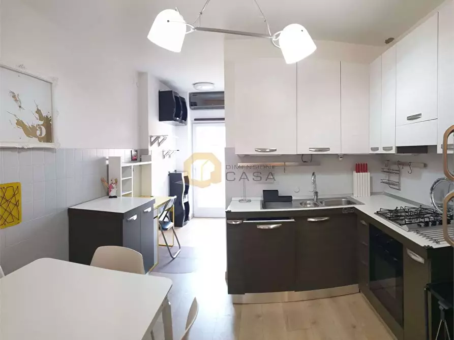 Immagine 10 di Trilocale in vendita  in Giuseppe Mazzini a Pietrasanta