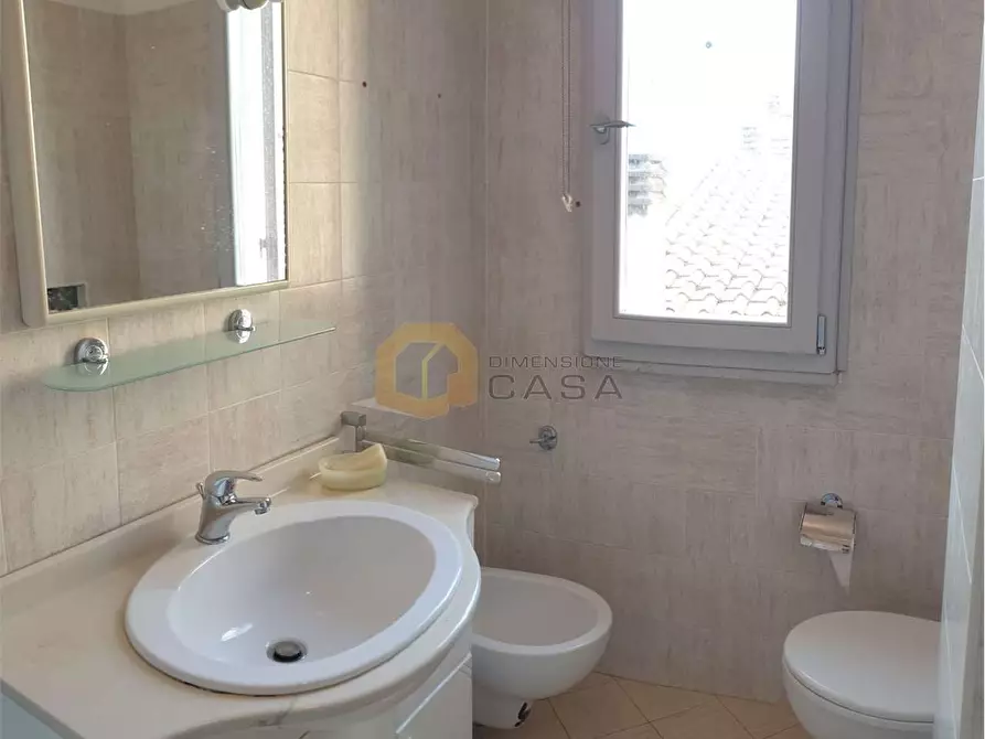 Immagine 23 di Trilocale in vendita  in Giuseppe Mazzini a Pietrasanta