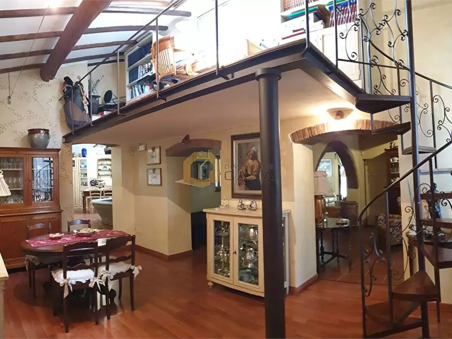 Immagine 8 di Villa in vendita  in pennelle 4 a Camaiore