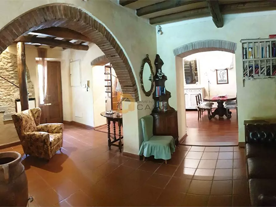 Immagine 13 di Villa in vendita  in pennelle 4 a Camaiore