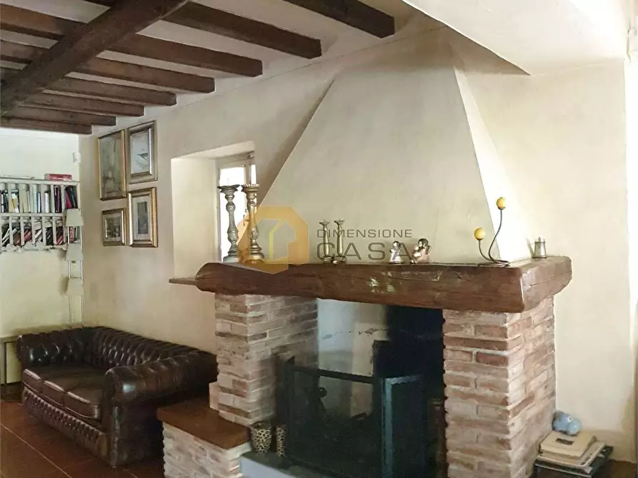 Immagine 19 di Villa in vendita  in pennelle 4 a Camaiore