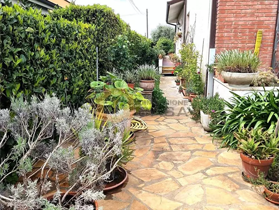 Immagine 56 di Villa in vendita  in Arginvecchio Nord 517 a Camaiore