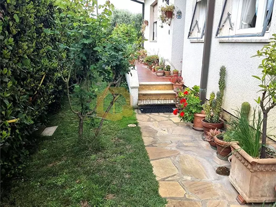 Immagine 64 di Villa in vendita  in Arginvecchio Nord 517 a Camaiore