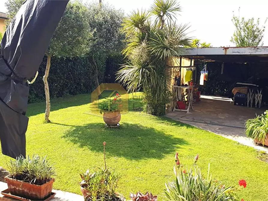 Immagine 70 di Villa in vendita  in Arginvecchio Nord 517 a Camaiore